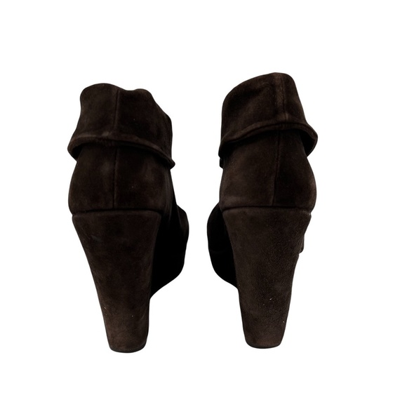 Kelsi Dagger Brown Suede Wilma Foldover Wedge Booties Size 7 1/2 Women’s - Picture 8 of 10